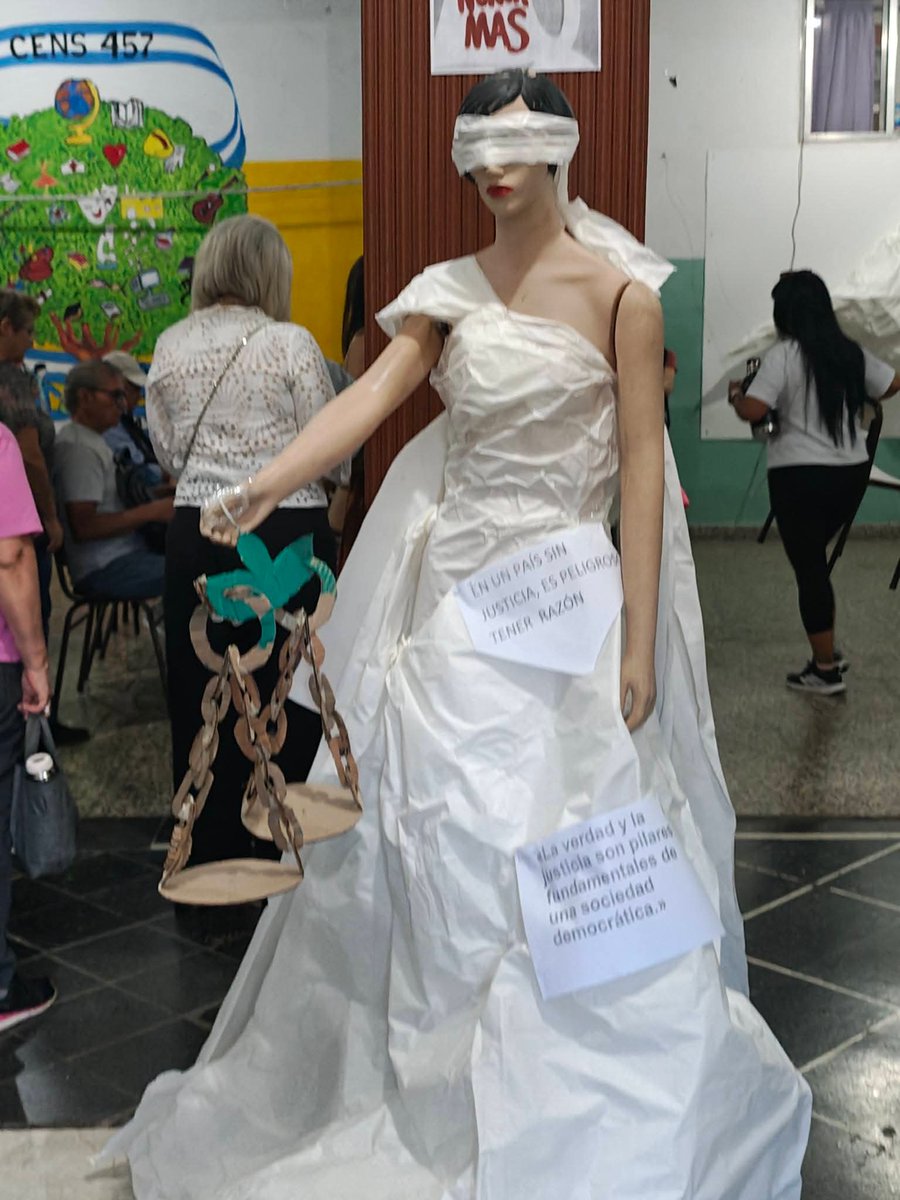 Traductor 🥹💕💐 tweet media