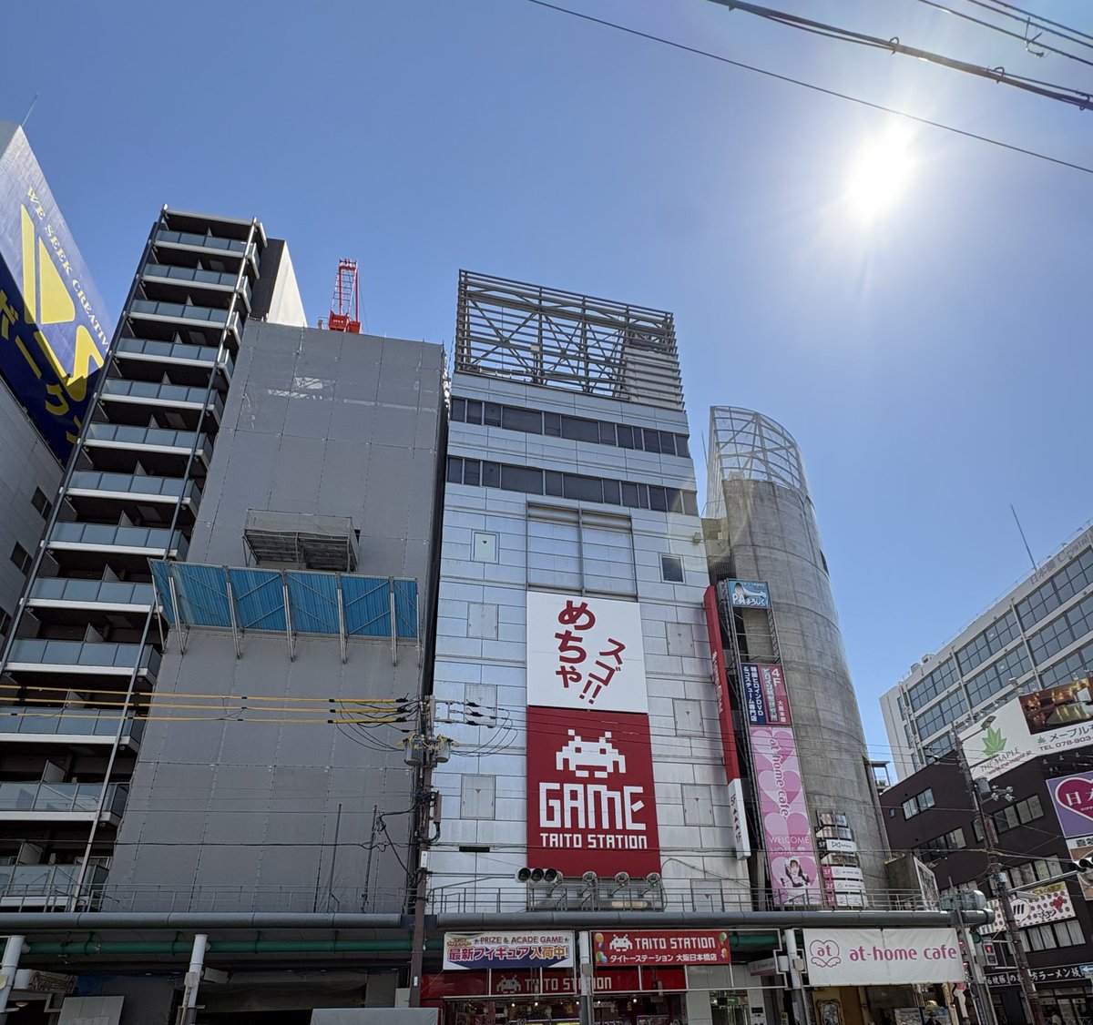 くろごん tweet media