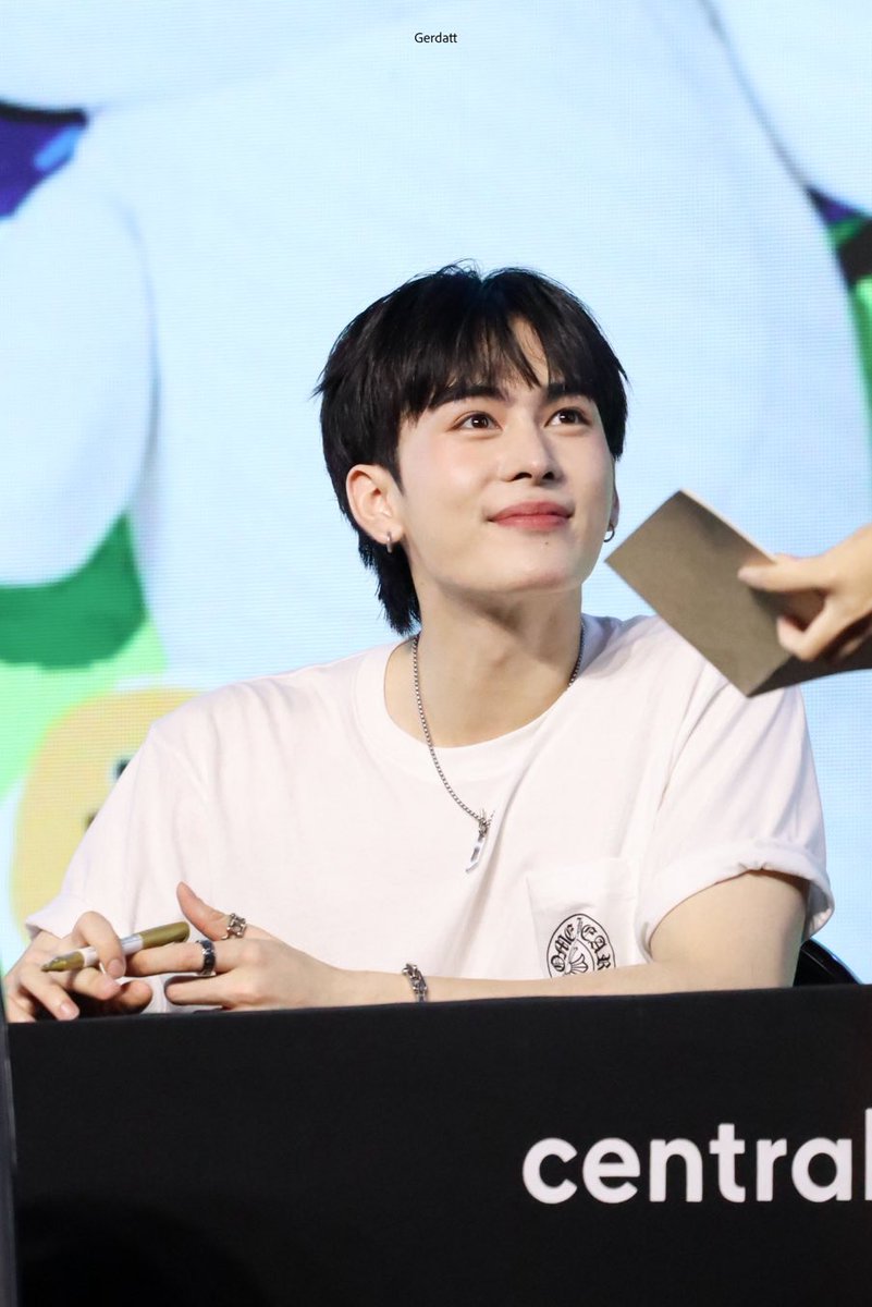 มุไข่ต้ม ✿ tweet media