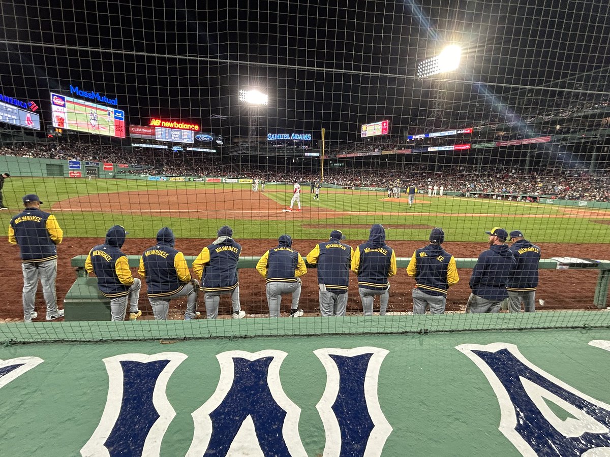 KevinKMurphy's tweet photo. @ericfisher Great night lol https://t.co/Xmmob30Lyw