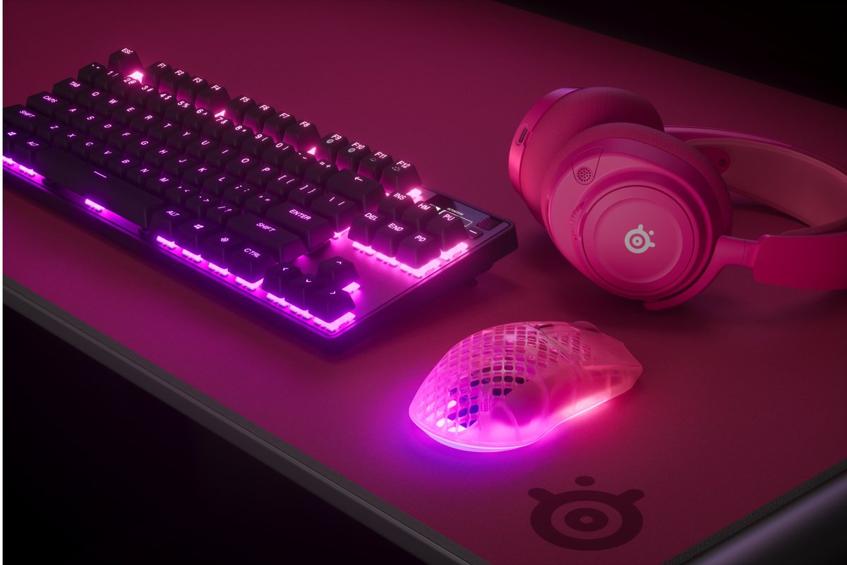 SteelSeriesJP's tweet image. #SteelSeries 次世代ワイヤレスゲーミングマウス
「Aerox 3 Wireless Gen 2」が登場🖱️✨

"エイムはより正確に、クリックはより鋭く。"

☑︎ 圧倒的な応答速度の4KHzポーリングレート
☑︎ 高精度なTrueMove 26K DPIセンサー搭載
☑︎ わずか68gの超軽量＆IP54防塵防水設計
☑︎