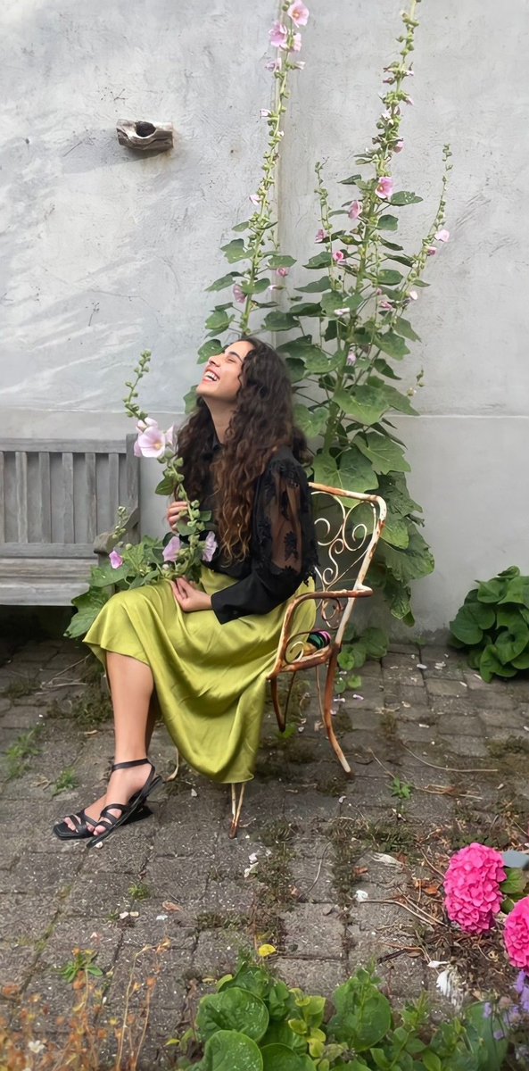 Sofía a.k.a Sofzira tweet media