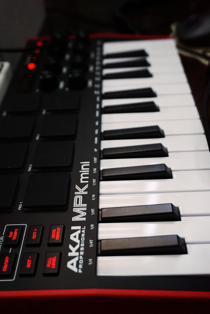 ์ด๋ฃจ๋ฌ tweet media