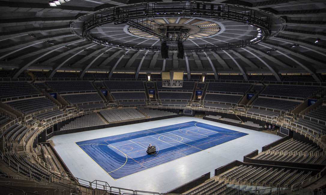 We In The Crowd tweet media