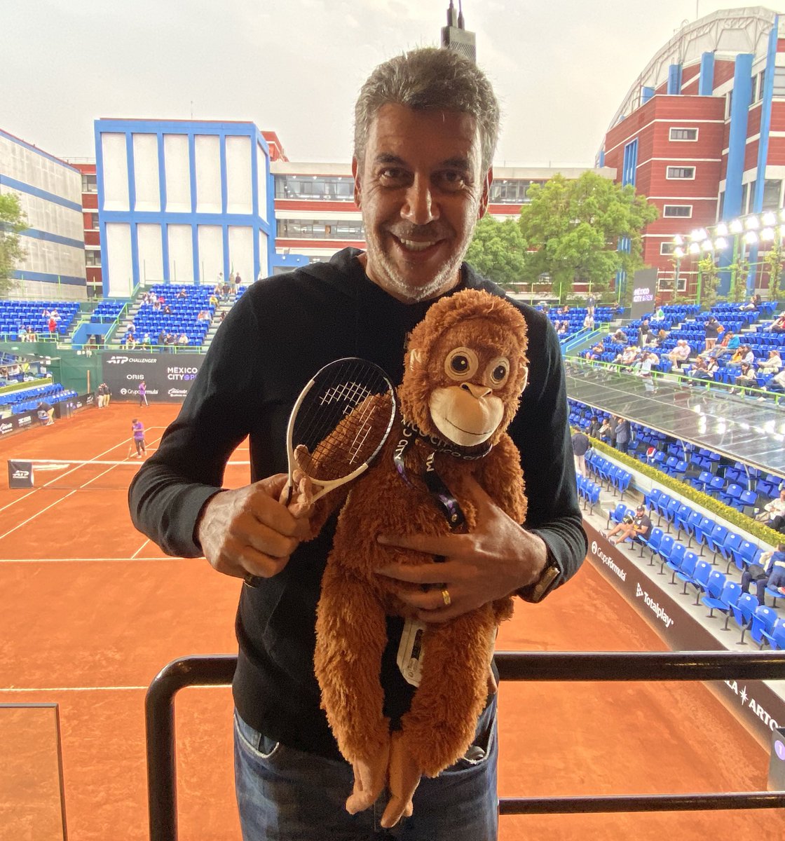 mxcityopen's tweet image. Luego de que se pasó la lluvia Jacarando se echó tres setsitos con @arturoelias en el Mexico City Open Presentado por Bx+😎

#MCO2026 #Tennis #TennisLife