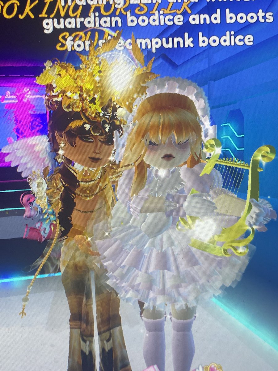 Daabeev's tweet photo. Someone draw my oc and this random in rh lol https://t.co/rdsVf0Gx36