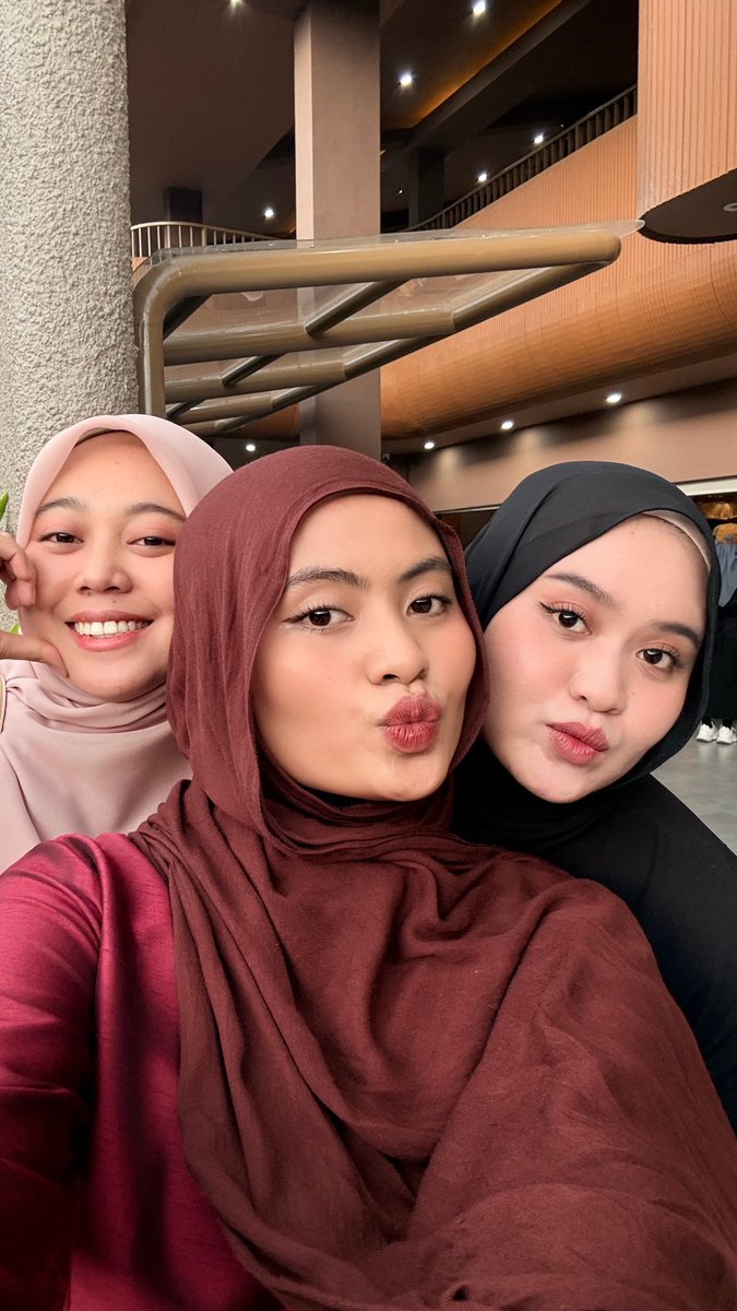 Ciyaaa 🥨 tweet media