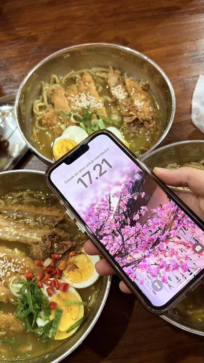 Ciyaaa 🥨 tweet media