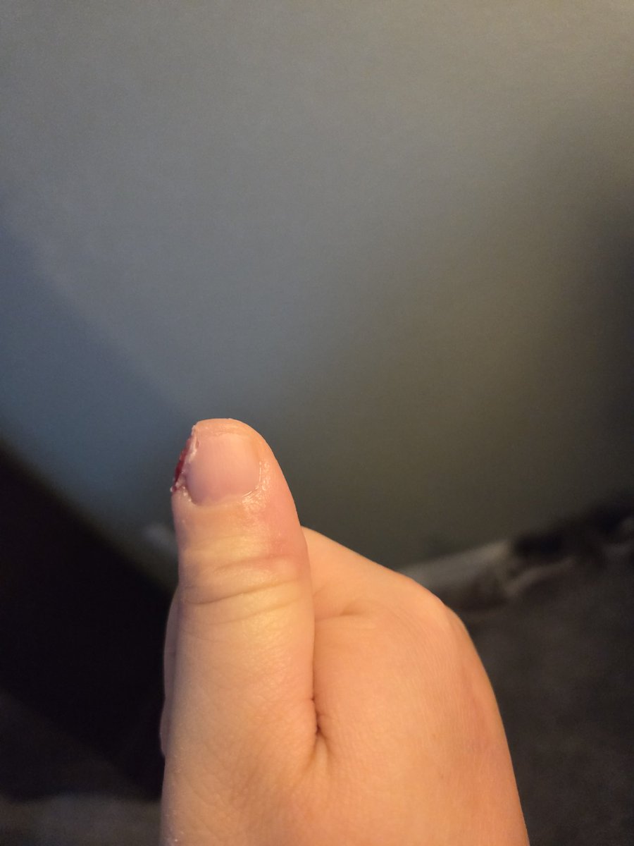 TiredNOld tweet media