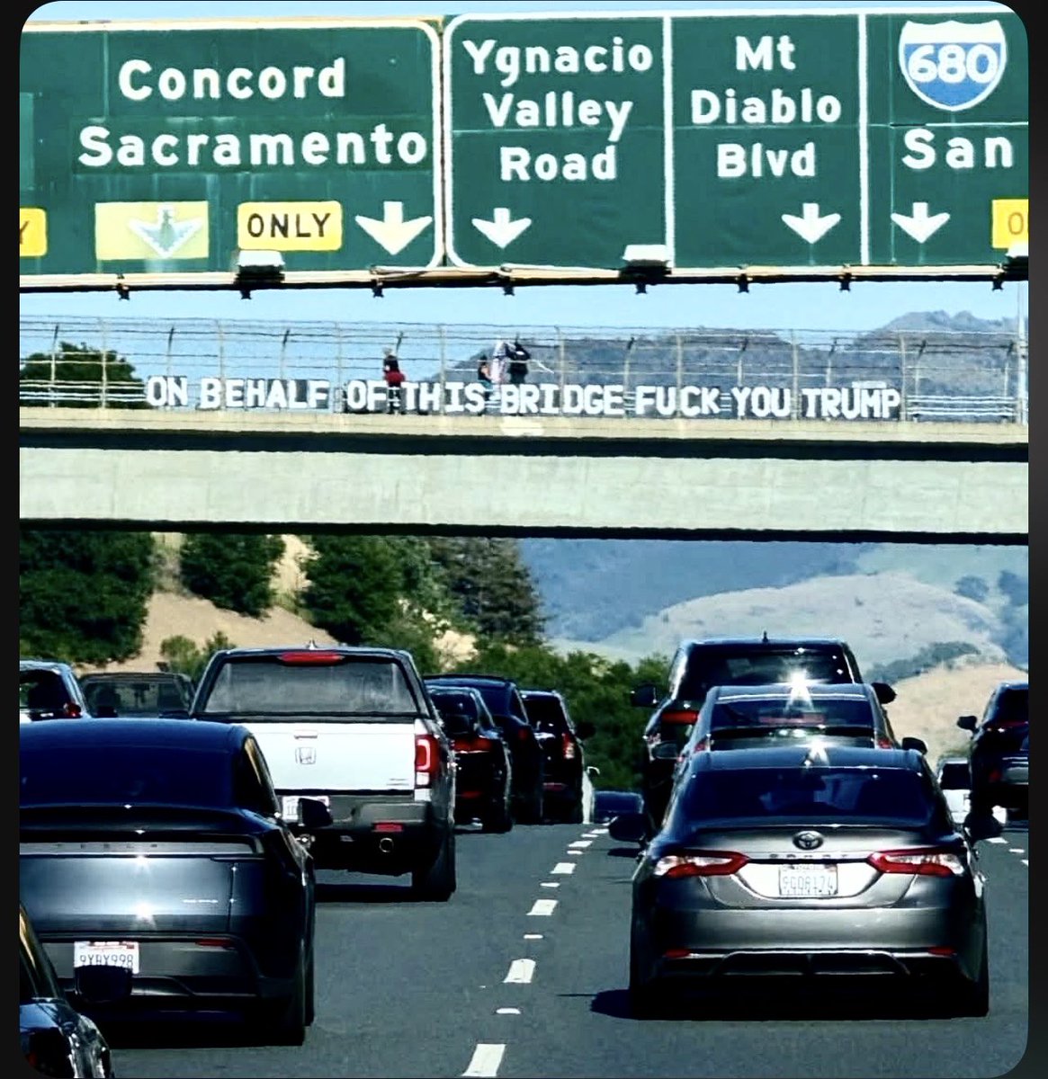 BigBlueWaveUSA's tweet photo. Seen today in Lafayette, California at the Hwy 24/680 interchange.
Lafayette speaks out on Iran, the Republicans, Trump and Vance, the White House and Todd Blanche.
#25thAmendmentNow #FTrump https://t.co/4UF90W9I3W