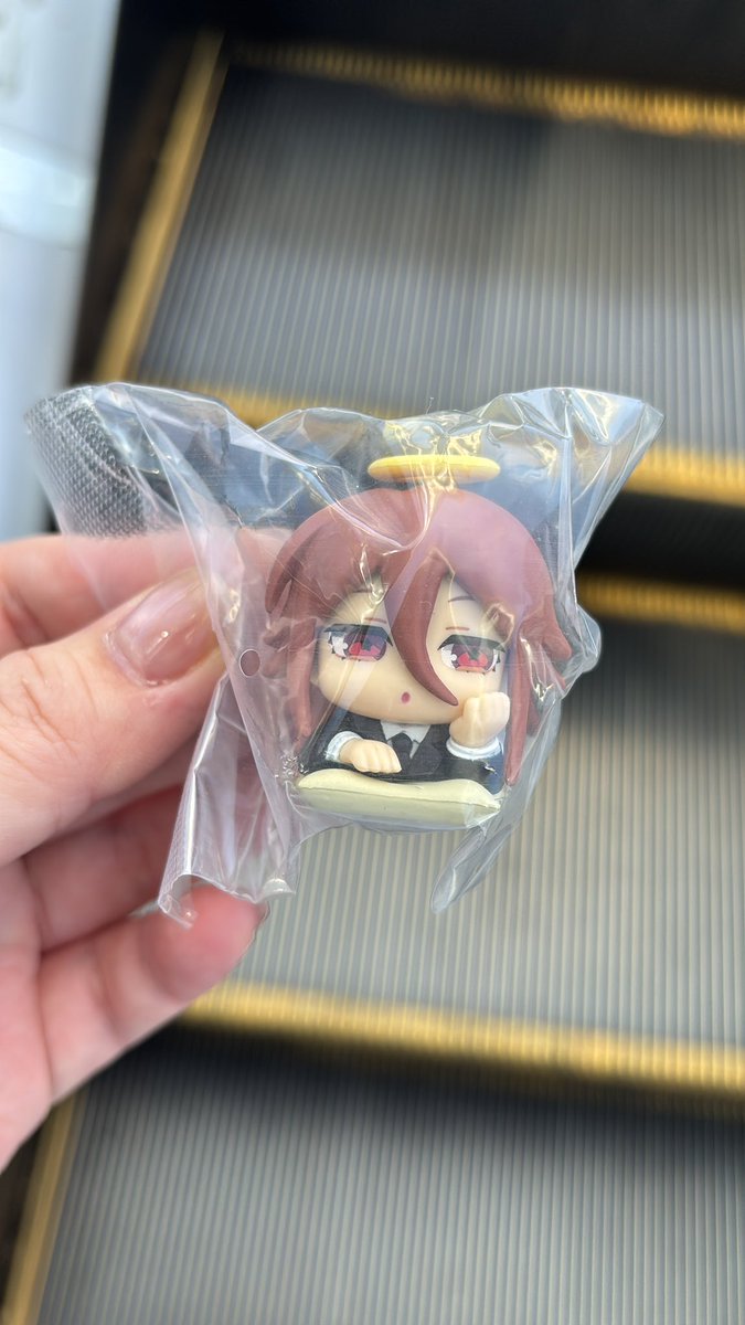 ʜɪʀᴏᴍɪ tweet media