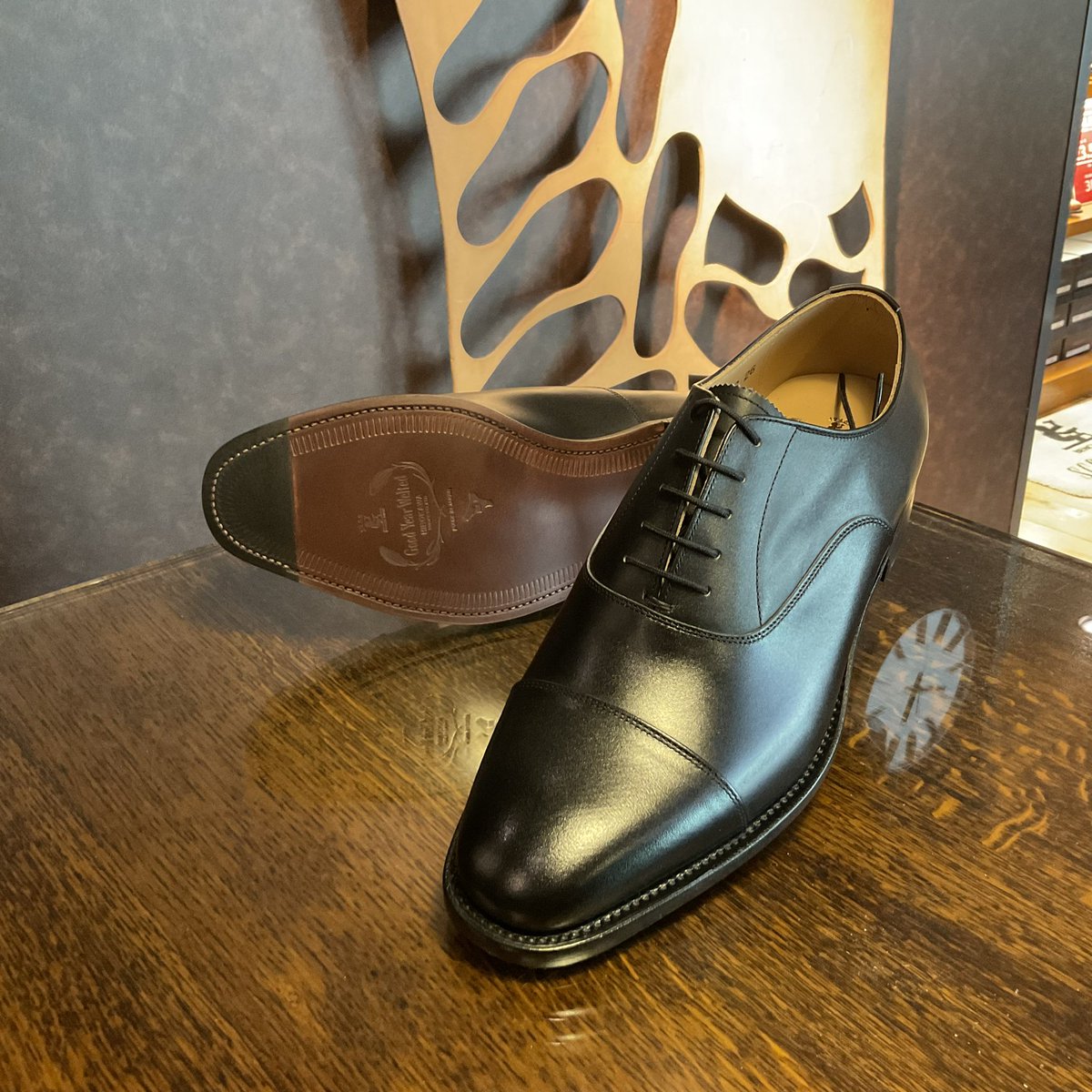 入荷情報】 ○F9052/BL/EEE:23.5,24.5,25.5,26.0〜27.0cm ○F0371/BL 