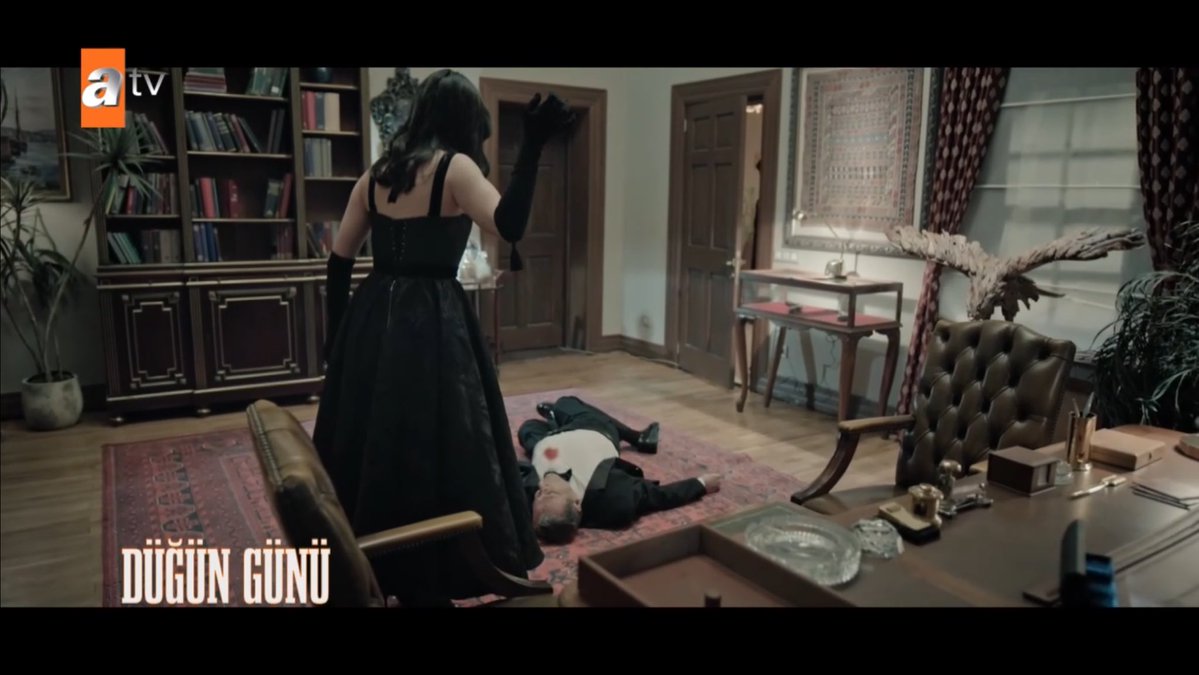 _barcamessi10_'s tweet image. - ماهينور
- سنان
- جولوشان
- سيفا
- يلماز
- ألتن

كلهم حطيت فيهم الشك طوال الـ 12 حلقة وابعدت التهمة عن ملك تمامًا حرفيًا طوال الحلقات كانوا يروجون لطيبتها وانها مستحيل تأذي نملة حتى واليوم الصدمة طلعت هي خلف الحادثة!
التويست هذا يأكد لك عظمة هذا العمل وروعته 😰🔝
#Abi