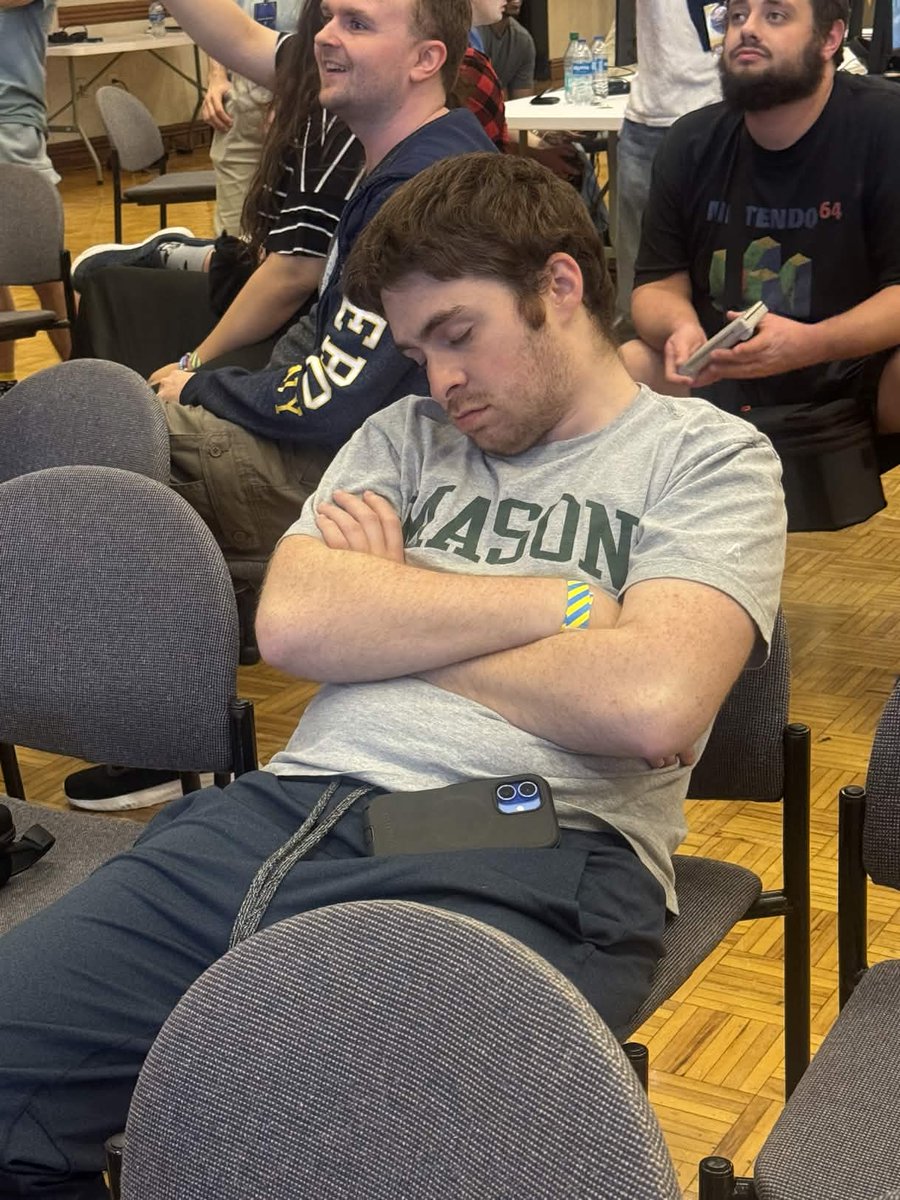 Halo-Halo 🍧🍦🥥 tweet media