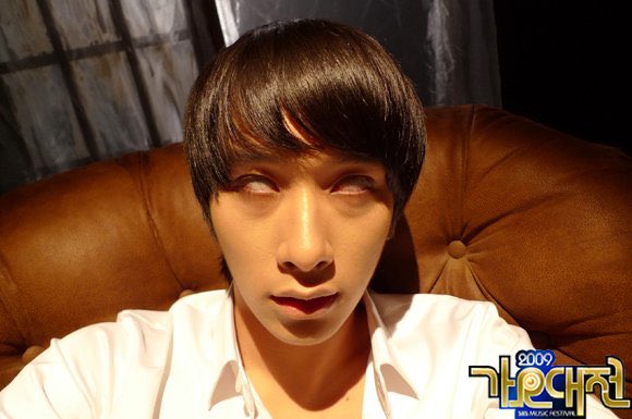 sari🐻🍌 💜 chantics tweet media