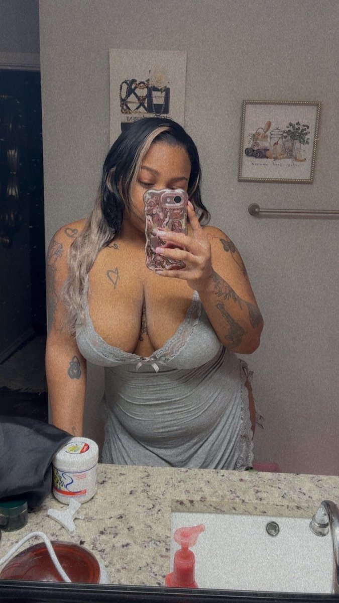 aquaaaetx's tweet image. summer body not loaded 🥴 #Dallas