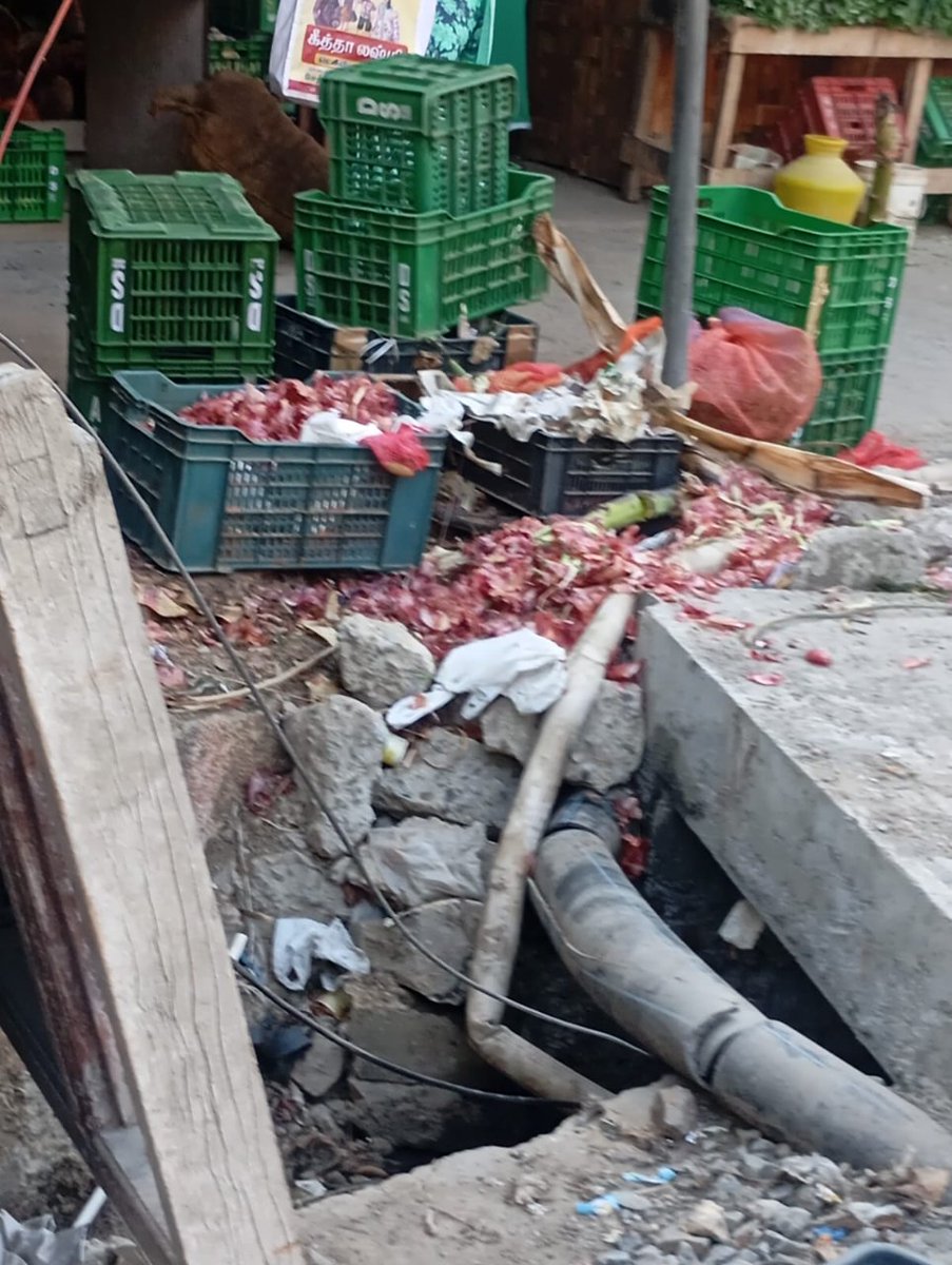 lavanyadeepak's tweet image. Complaint registered successfully! SR. No: P-20260406-0057075 

All the trash from the shop is being dumped and diverted into #SWD 

@srrajamla