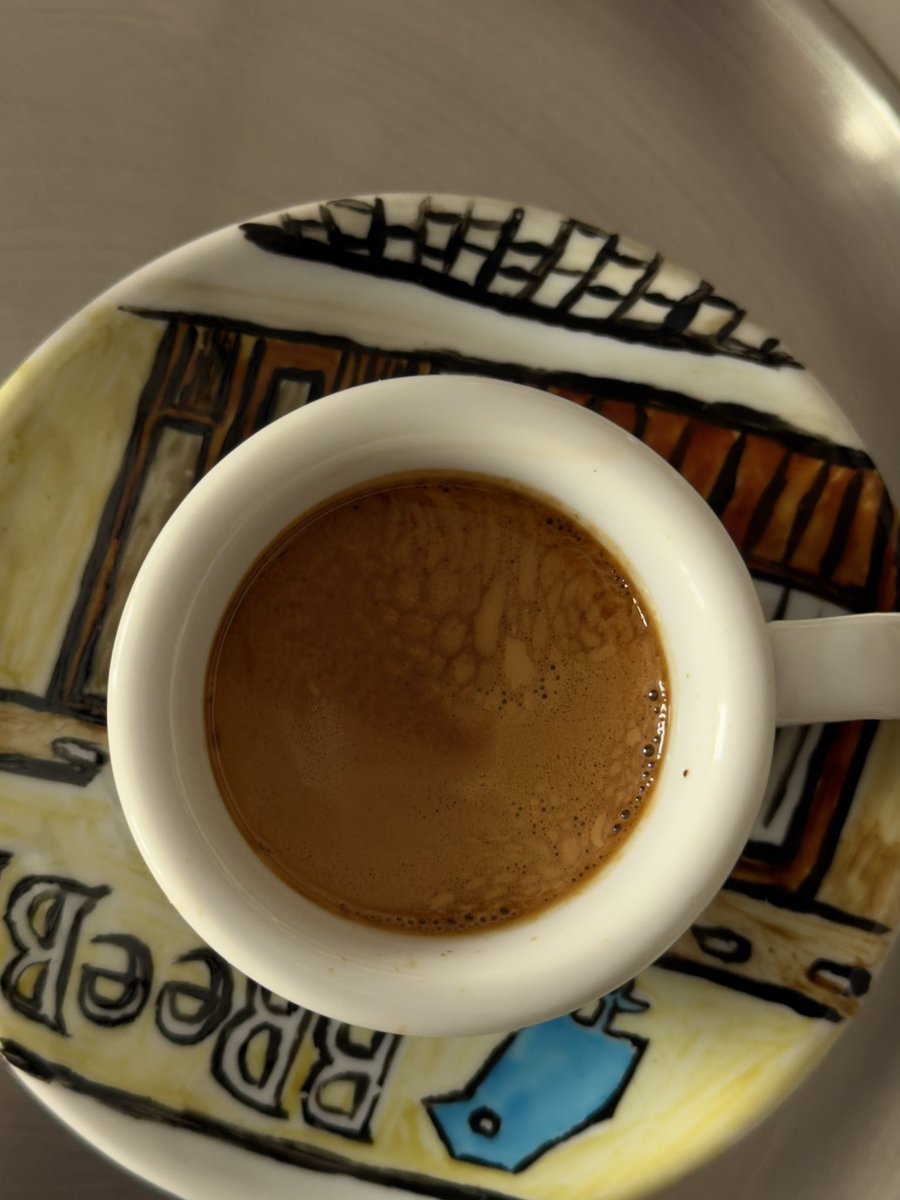 صقُر tweet media