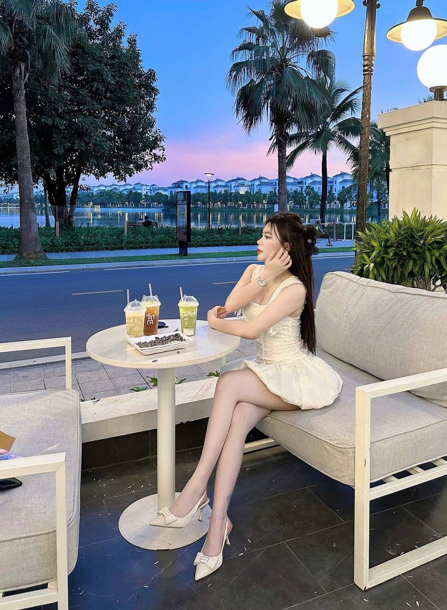 Hương Giang tweet media