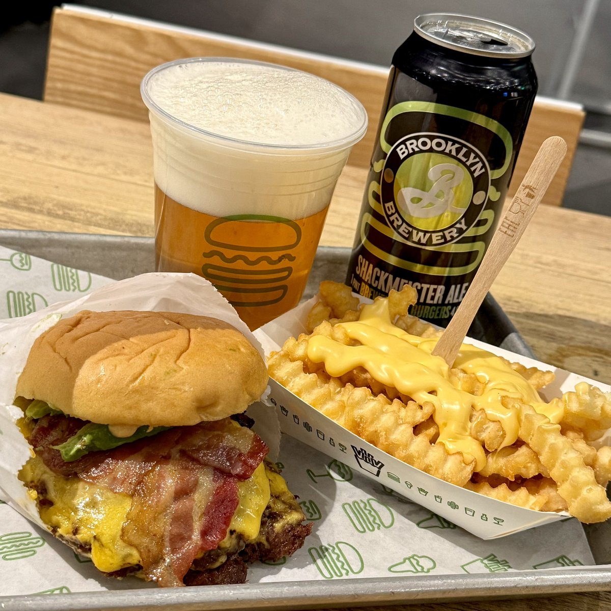 あつはる tweet media