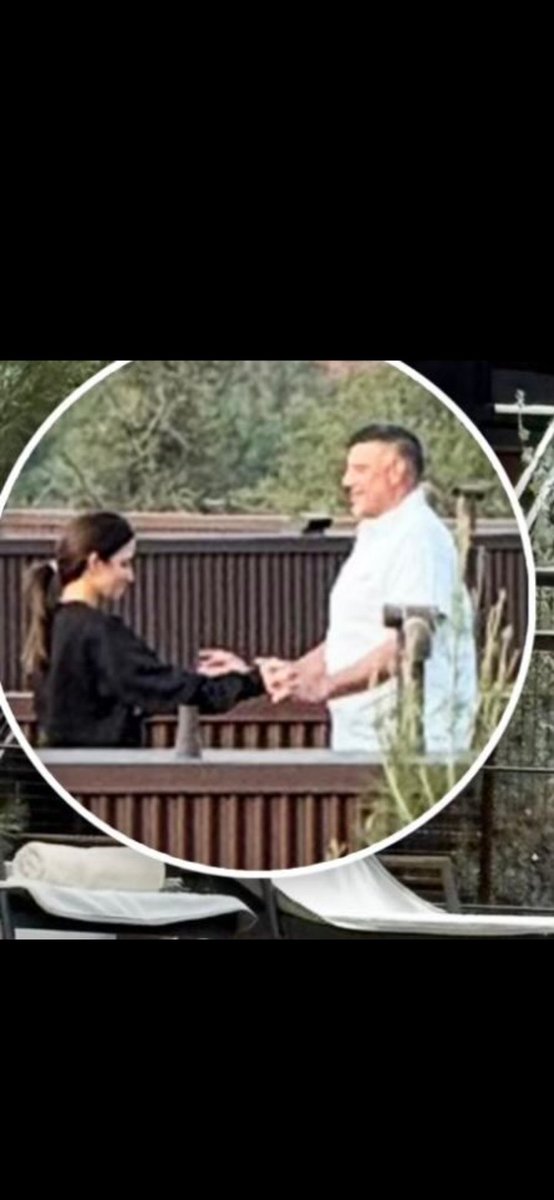 late_night_cheese_enthusiast tweet media