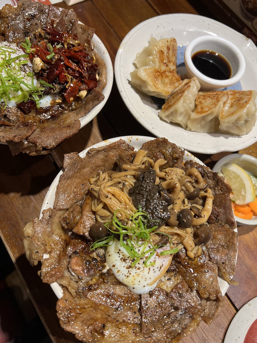 pacar kamu tweet media