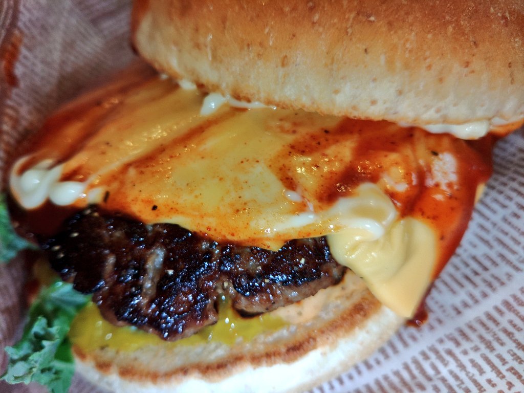 ナナシー@１本で～もニコチン(*´▽｀)y-｡o○ tweet media