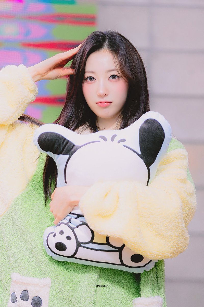 260405

#하이키 #리이나
#H1KEY #RIINA