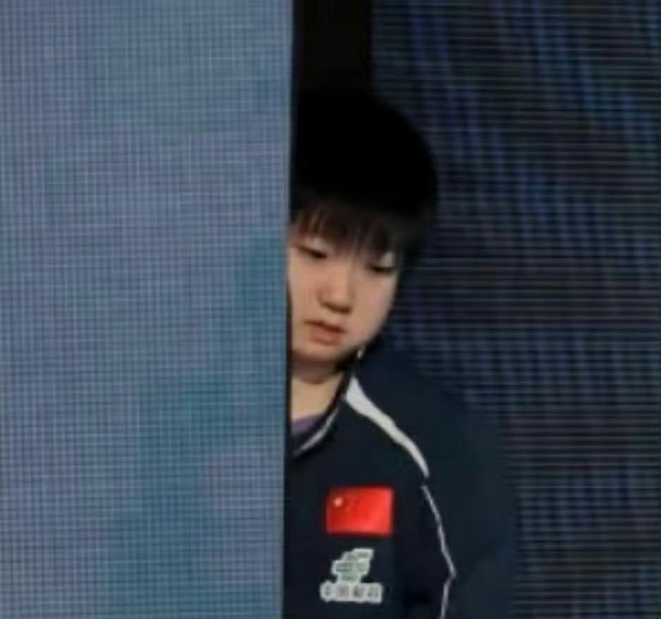 ลิลิ 🦈 นักข่าวอันดับ1ของน้องซาซาประจำประเทศไทย tweet media