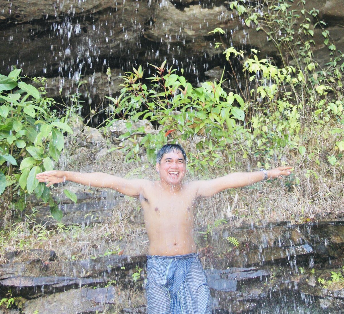 Borey ben tweet media