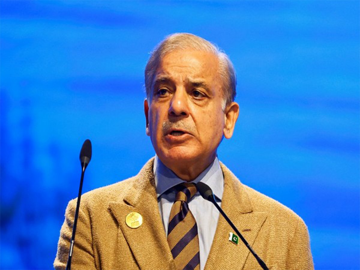 ani_digital's tweet image. Shehbaz Sharif's X post gaffe goes viral, posts draft message welcoming ceasefire before editing it

Read @ANI Story| aninews.in/news/world/asi… 

#ShehbazSharif #Ceasfire #XPost
