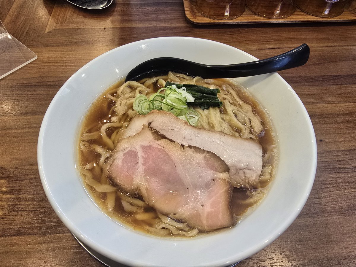 ハセ　レイ tweet media