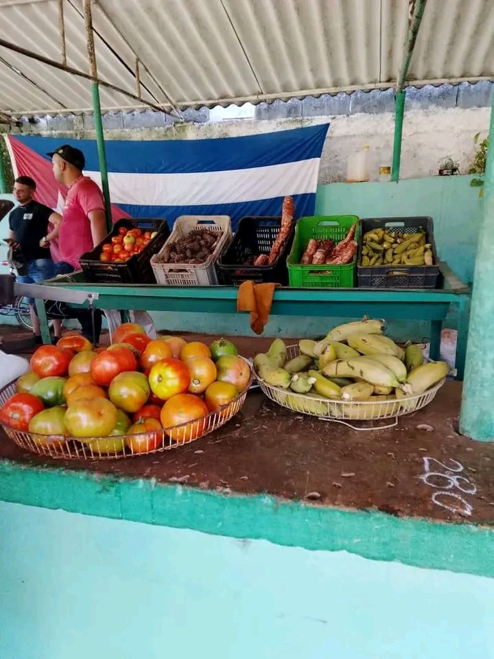 YaneisyO32304's tweet image. Mercado La terminal hoy Martes,brindado servicios a la población con variedad de ofertas para el pueblo Jagüeyense.
#MatancerosEnVictoria