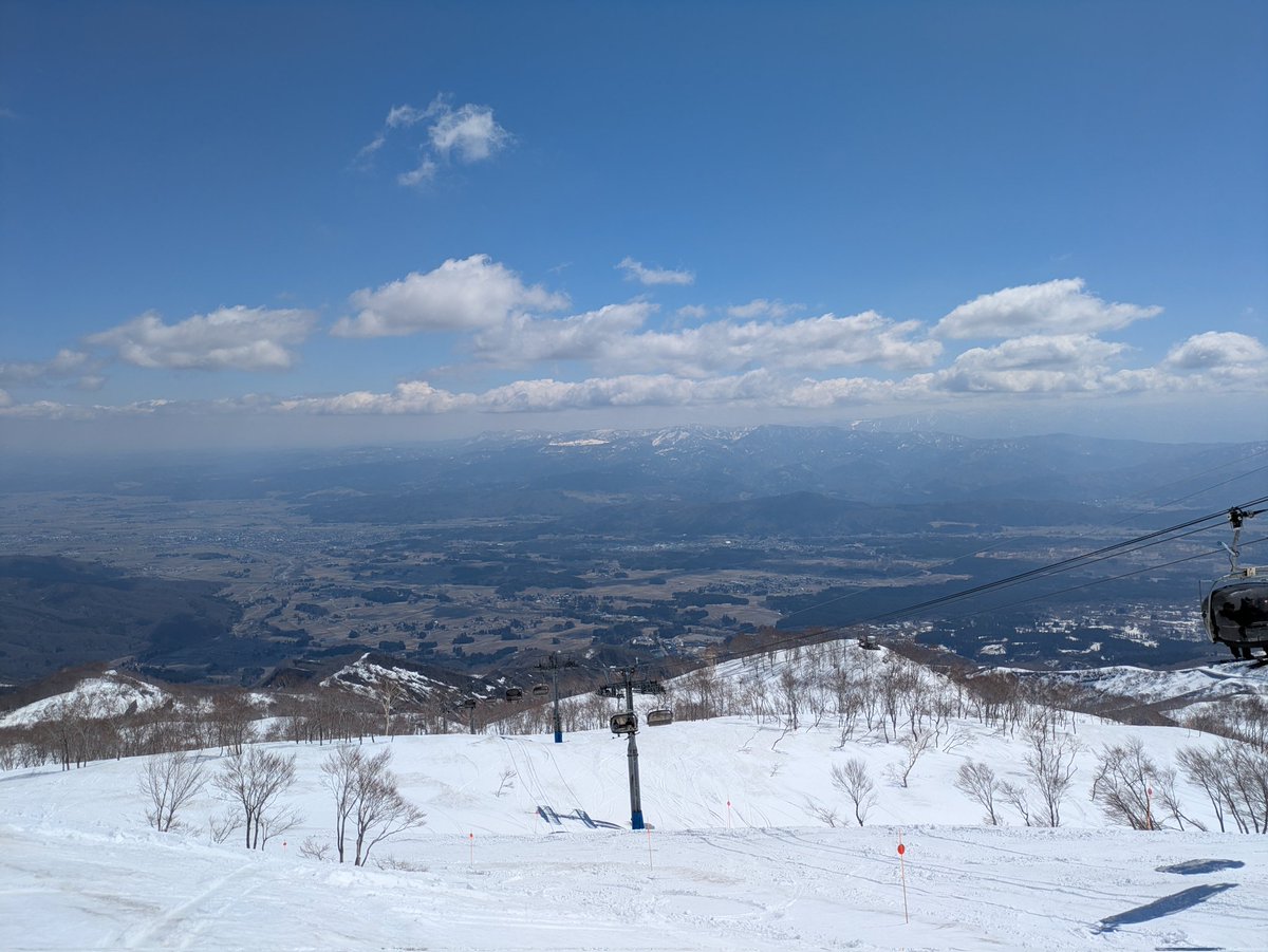 ketakan's tweet photo. アライの上から、昨夜の雪がストップになるよねー https://t.co/MyOq0Amd8e
