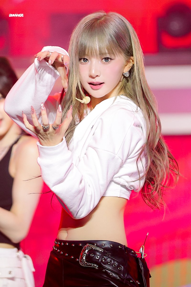 𝗦𝘂𝗺𝗺𝗲𝗿. tweet media