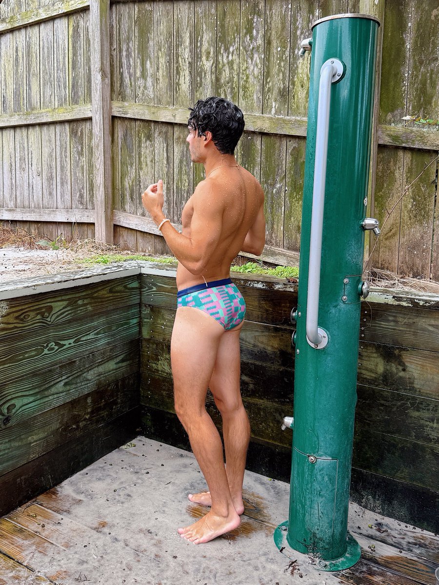 robby weber ☀️ tweet media