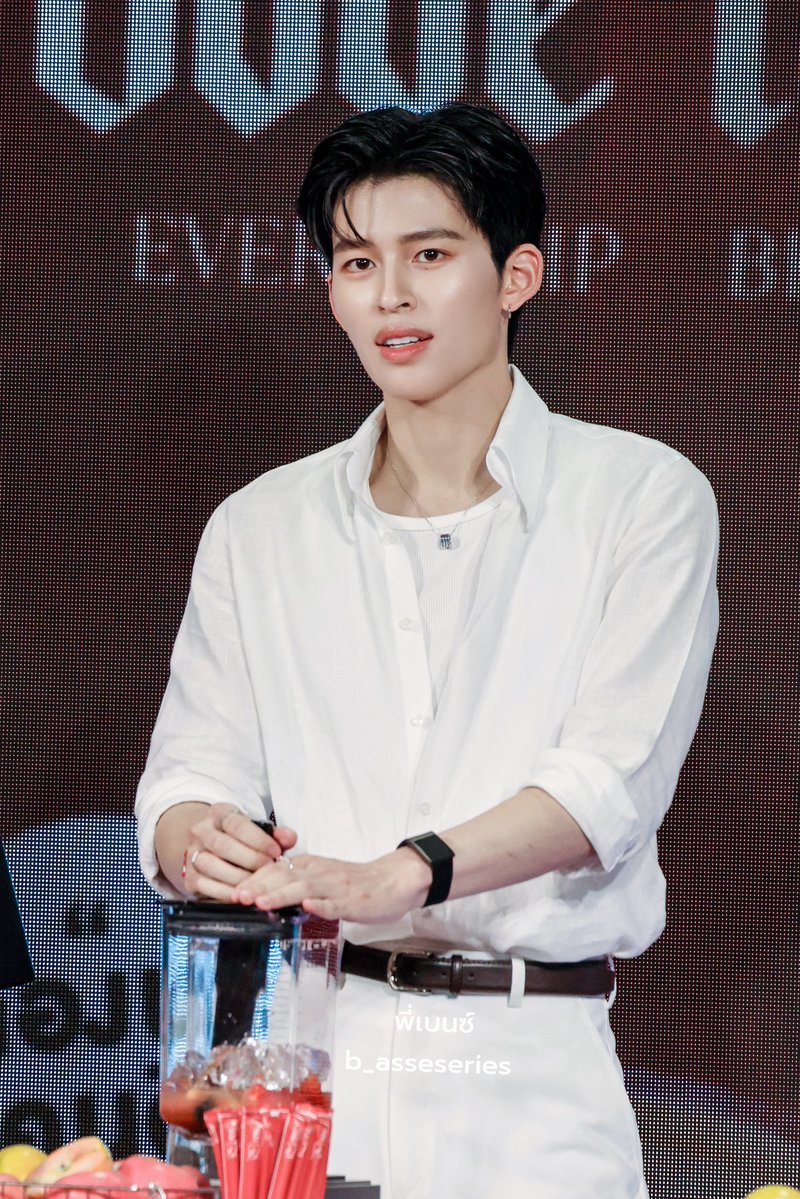 พี่เบนซ์ (b_asseseries)🚗🚗 tweet media