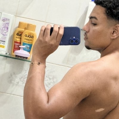 antonioallve's tweet photo. #NovaFotoDePerfil https://t.co/XRGW5dPV7s