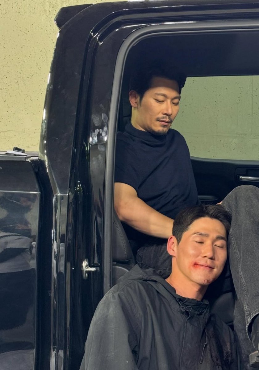 พี่คนนี้เค้าเป็นคัยวะคะ เทสมาก ทำกุดูหนังมั่ยรู้วเรื่อง