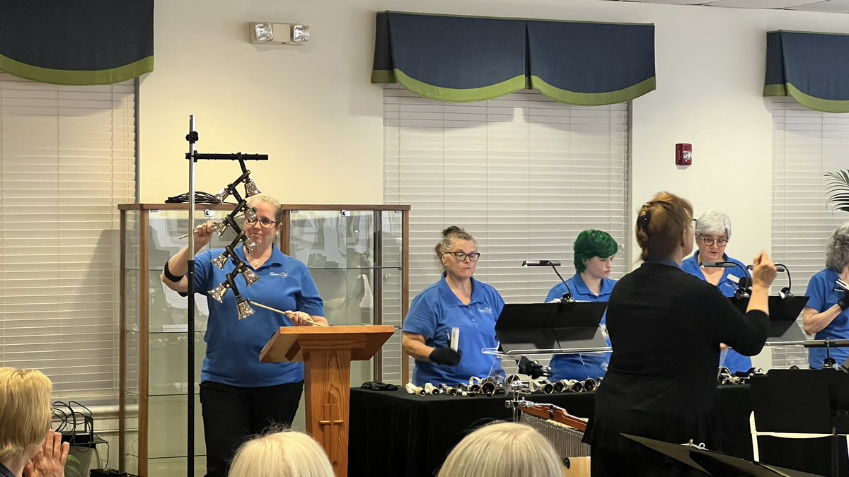 QueenCityRinger's tweet photo. What a great audience we had at Trinity Oaks! Thank you to everyone who came out and supported us!! https://t.co/26VpAzVOWE