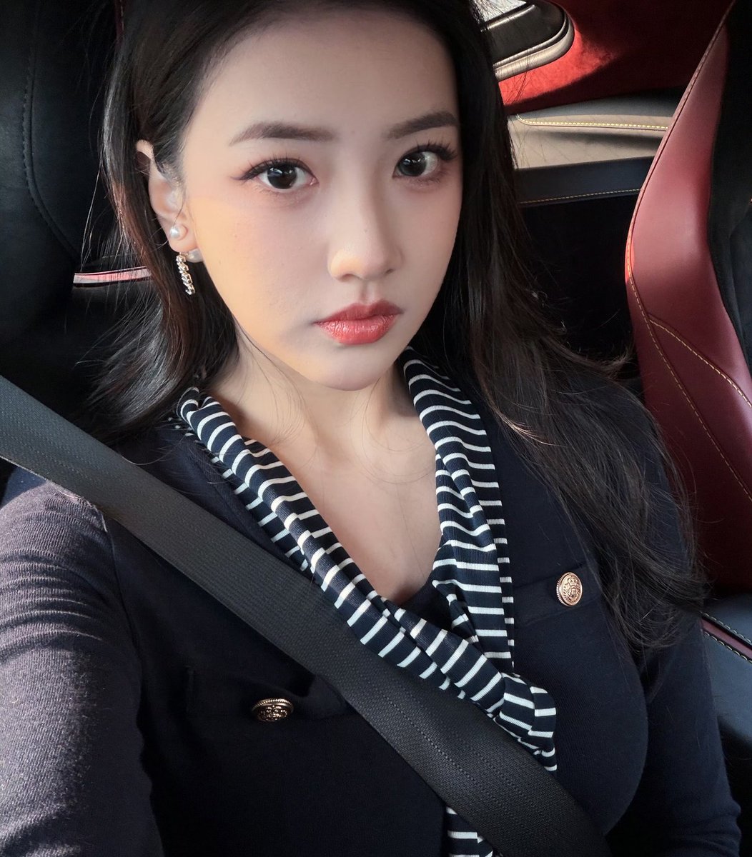 隔壁大小姐 tweet media