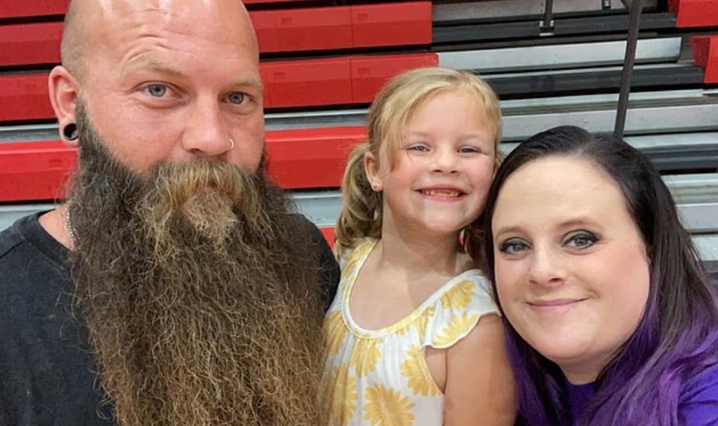 G R I F T Y tweet media