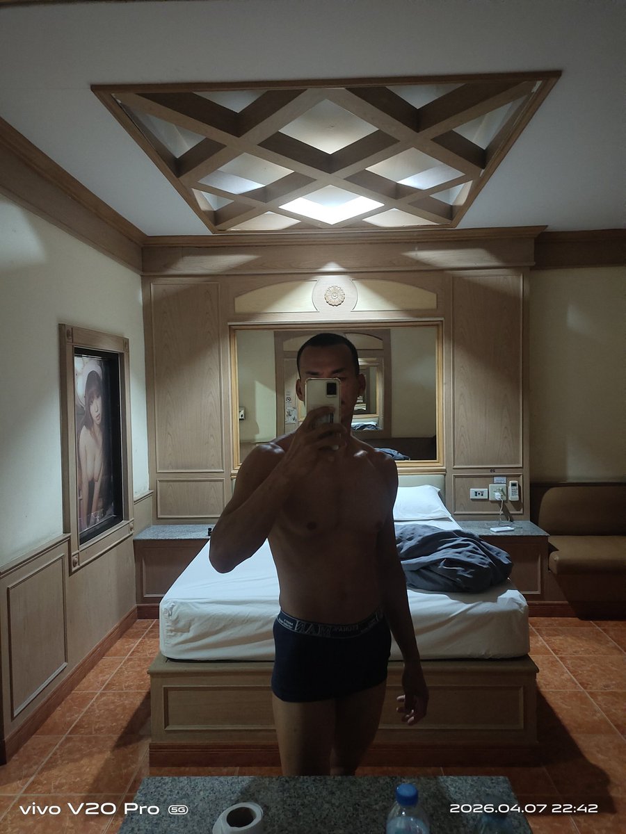 กรรมกร (รับ) ร่าน tweet media