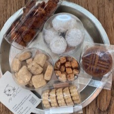 ＼🌟期間限定ショップのご案内🌟／
本日から期間限定OPENしました！

#円花（#ベーグル）

４月１６日（木）までコモレビ広場で出店🍴

詳しい情報はHPをご覧ください👇
ecute.jp/omiya/limiteds…
#大宮 #さいたま #焼き菓子