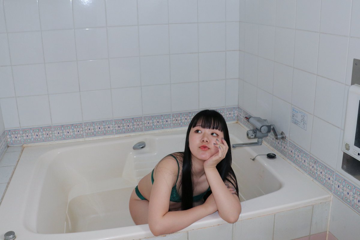 ラブホ自撮り界隈 tweet media