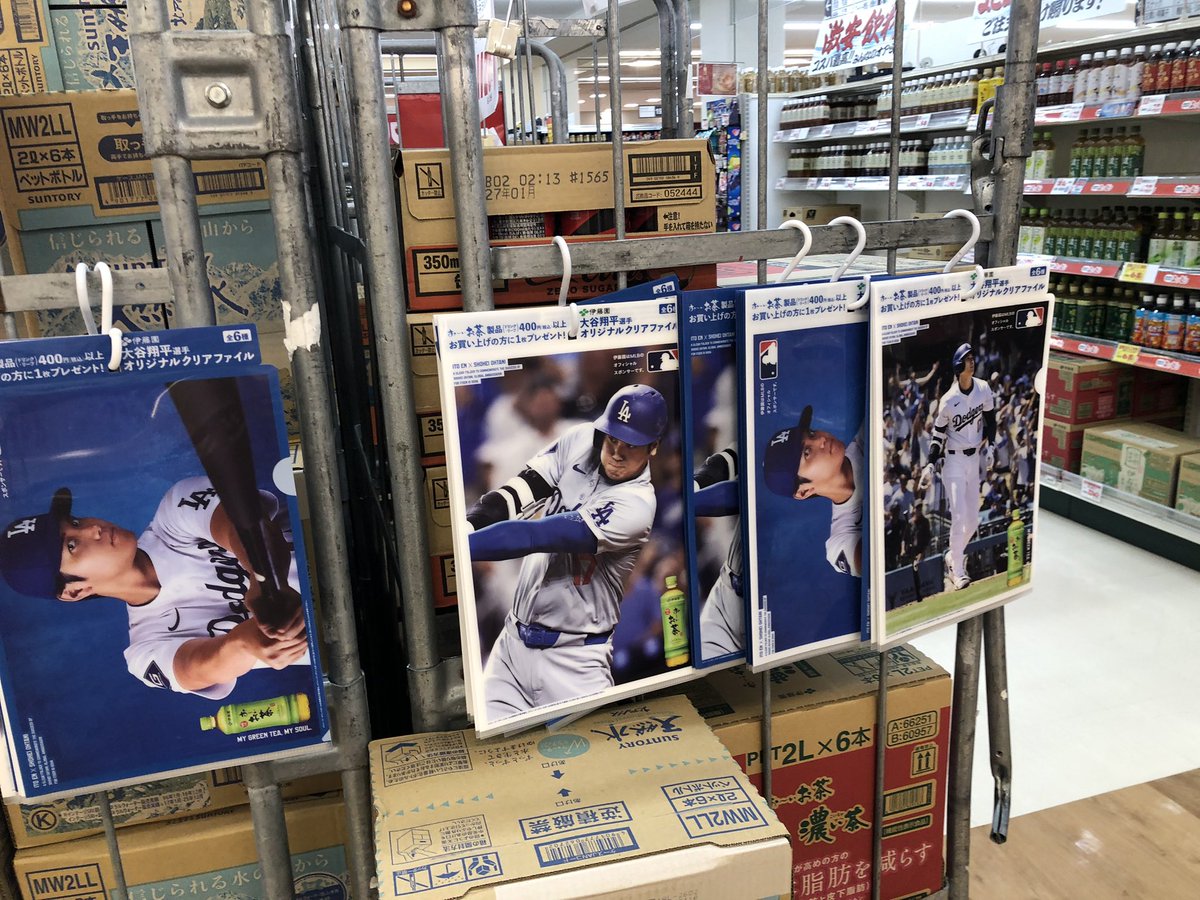 ロビン tweet media