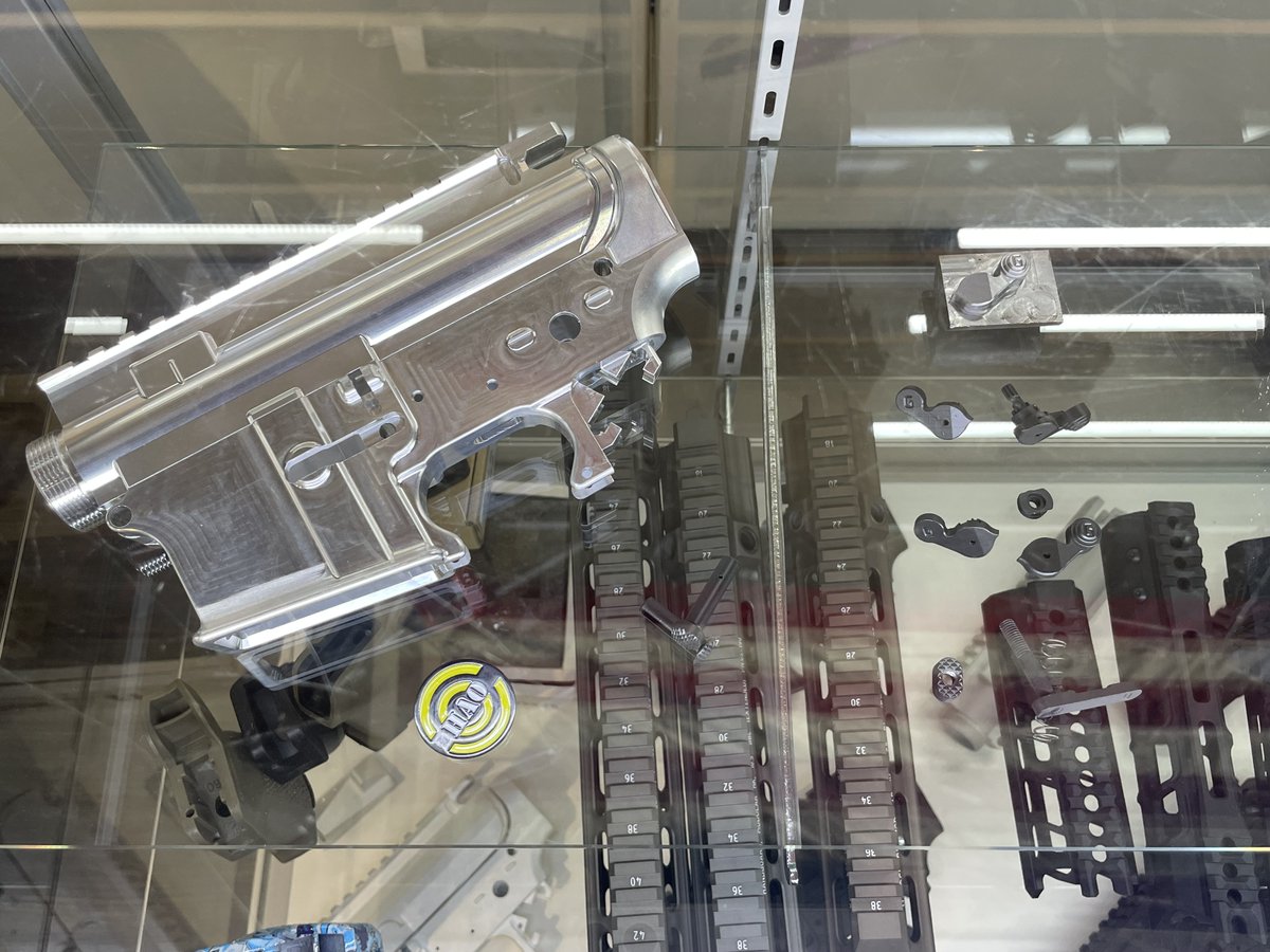 GunsmithNBABA tweet media