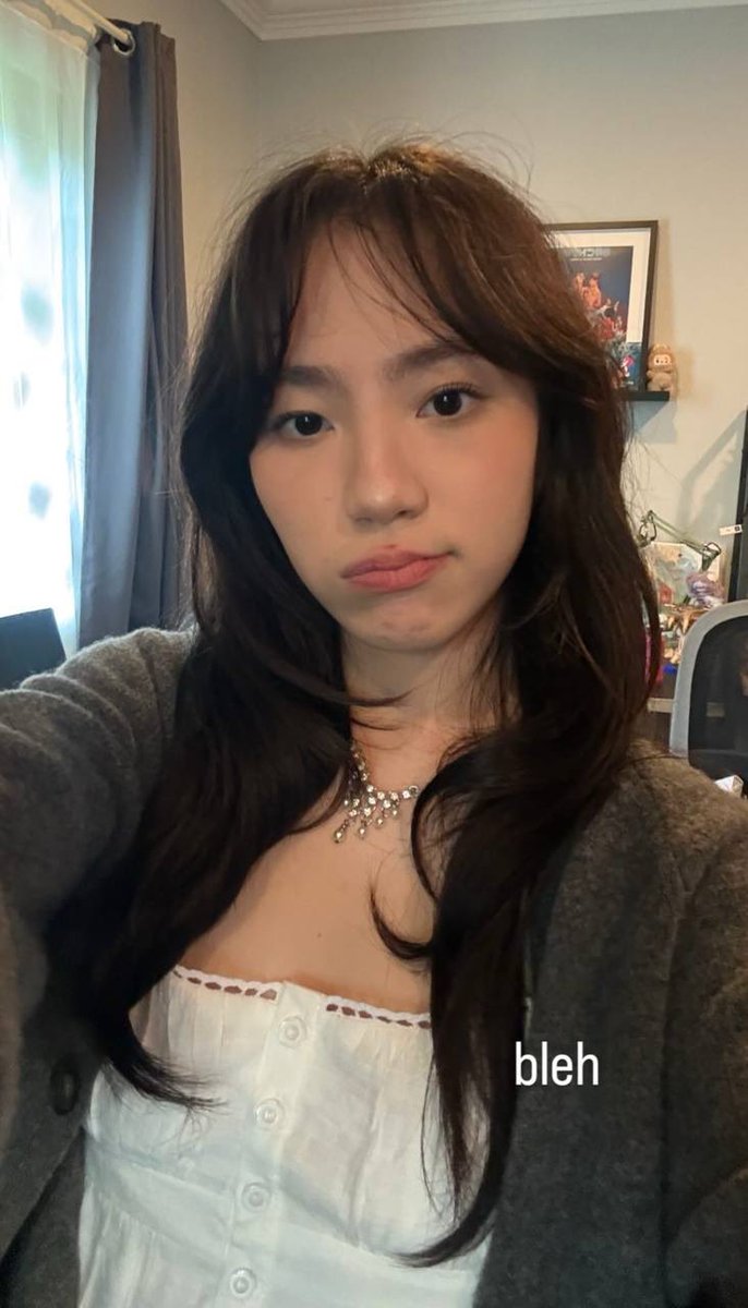 mintandk's tweet photo. [Request #277]

Face - 10/10
Body - 9/10
Overall - 9/10

Ready to ruin that hair. How can your hair slay when it is c** free? https://t.co/KzlWXkAt7A