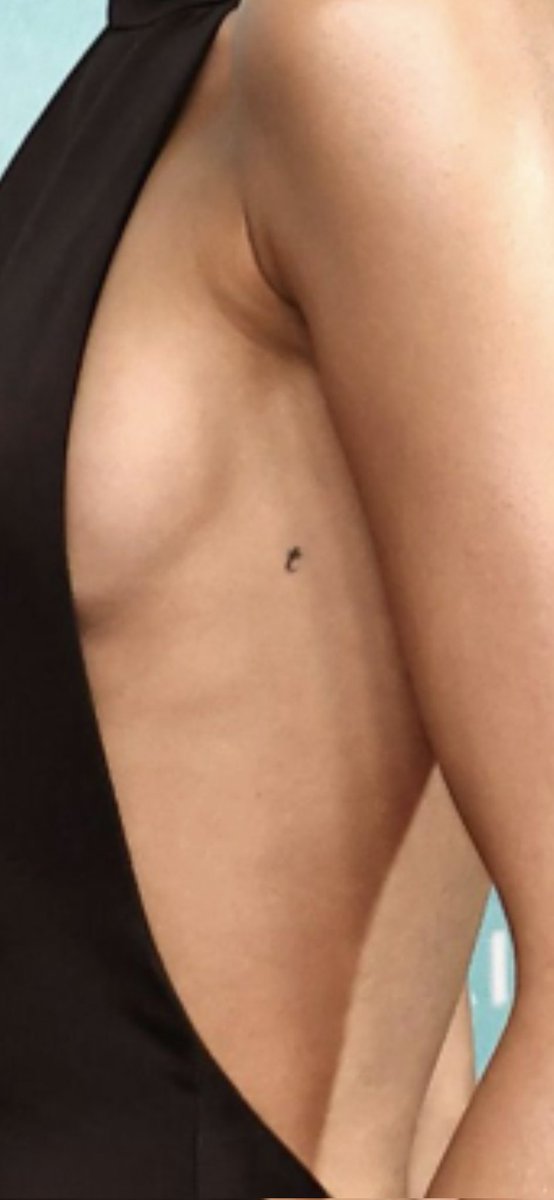 no sabia que zendaya se tatuó la t, que viva el amor