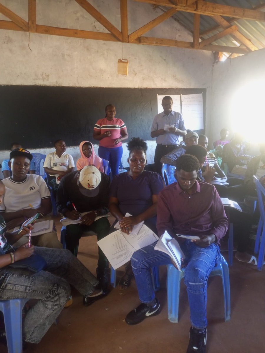 lmis_ke's tweet photo. ๐ St. Theresa Academy, Kwa Vonza (Kitui Rural) & Kianyaga Youth Empowerment Centre
KLMIS conducted sensitisation on KLMIS and dissemination of Labour Market Information (LMI) during NYOTA SESDs training.
#KLMIS #NYOTA https://t.co/G2qsk5UpBj
